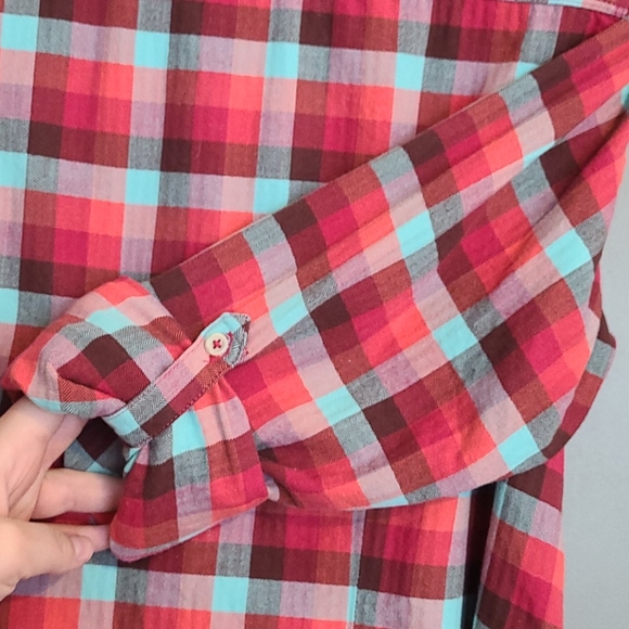 North Face Botton Down - Picture 5 of 5